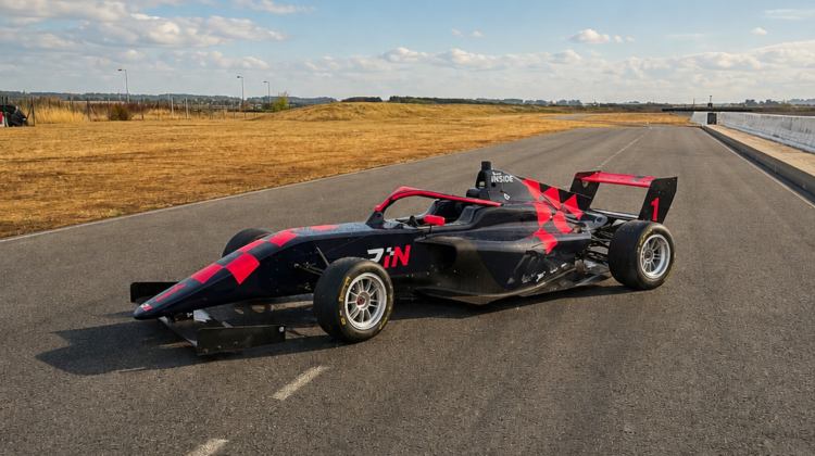 F4 Image 1 - Copie